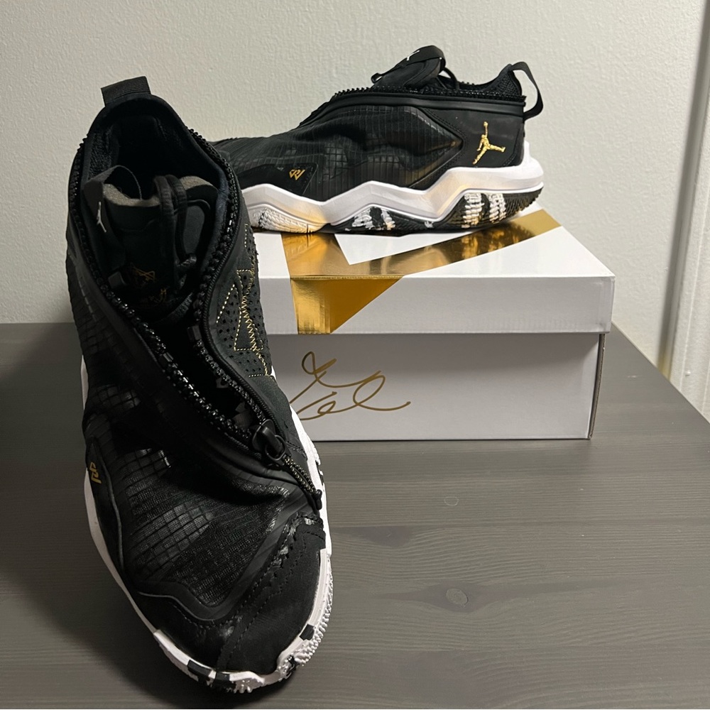 Selling cause they don’t fit me